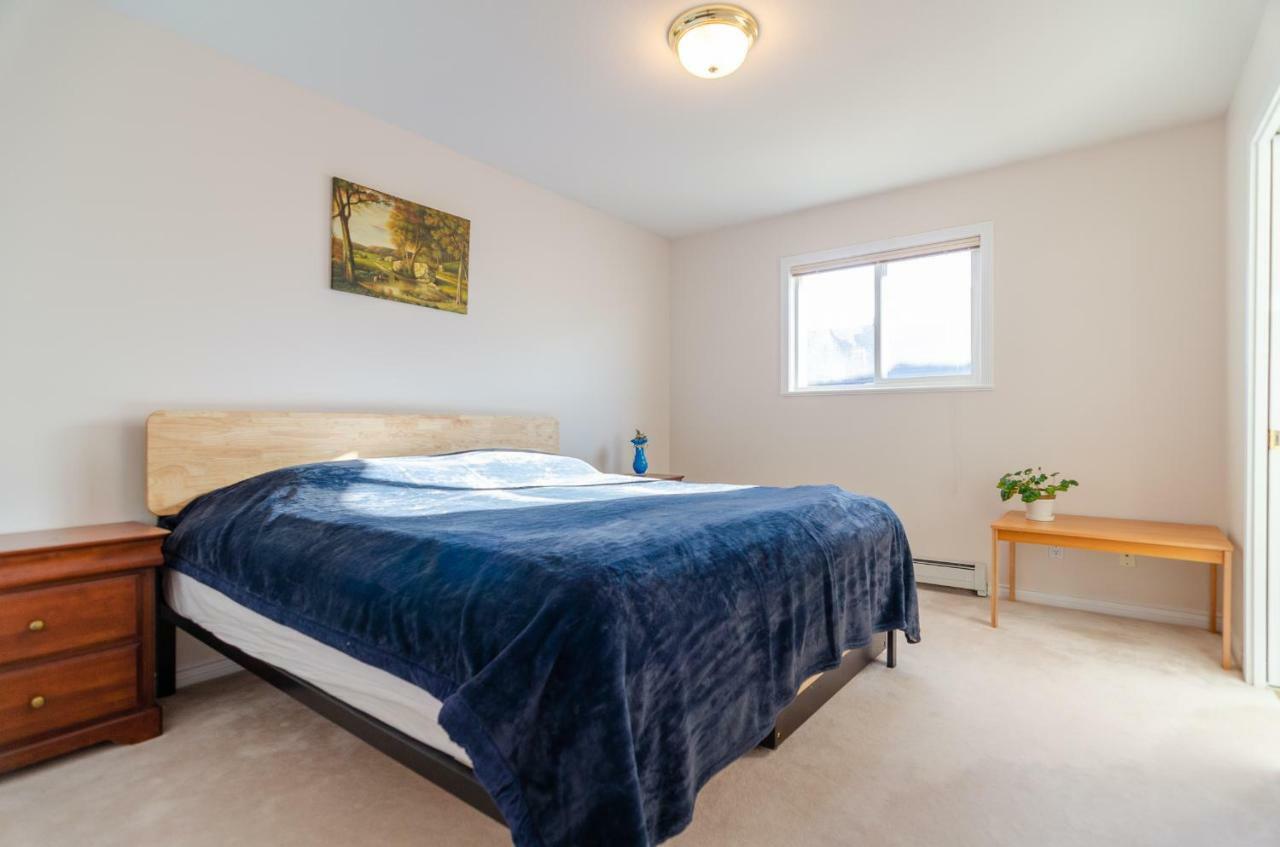 3 Private, Spacious, Bright Rooms In A Gorgeous House New Westminster Exterior photo