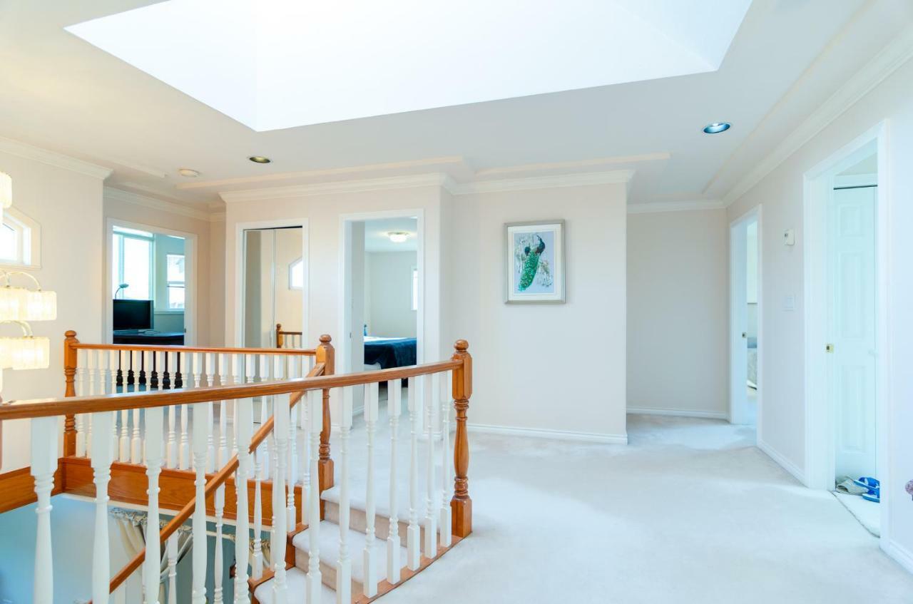 3 Private, Spacious, Bright Rooms In A Gorgeous House New Westminster Exterior photo