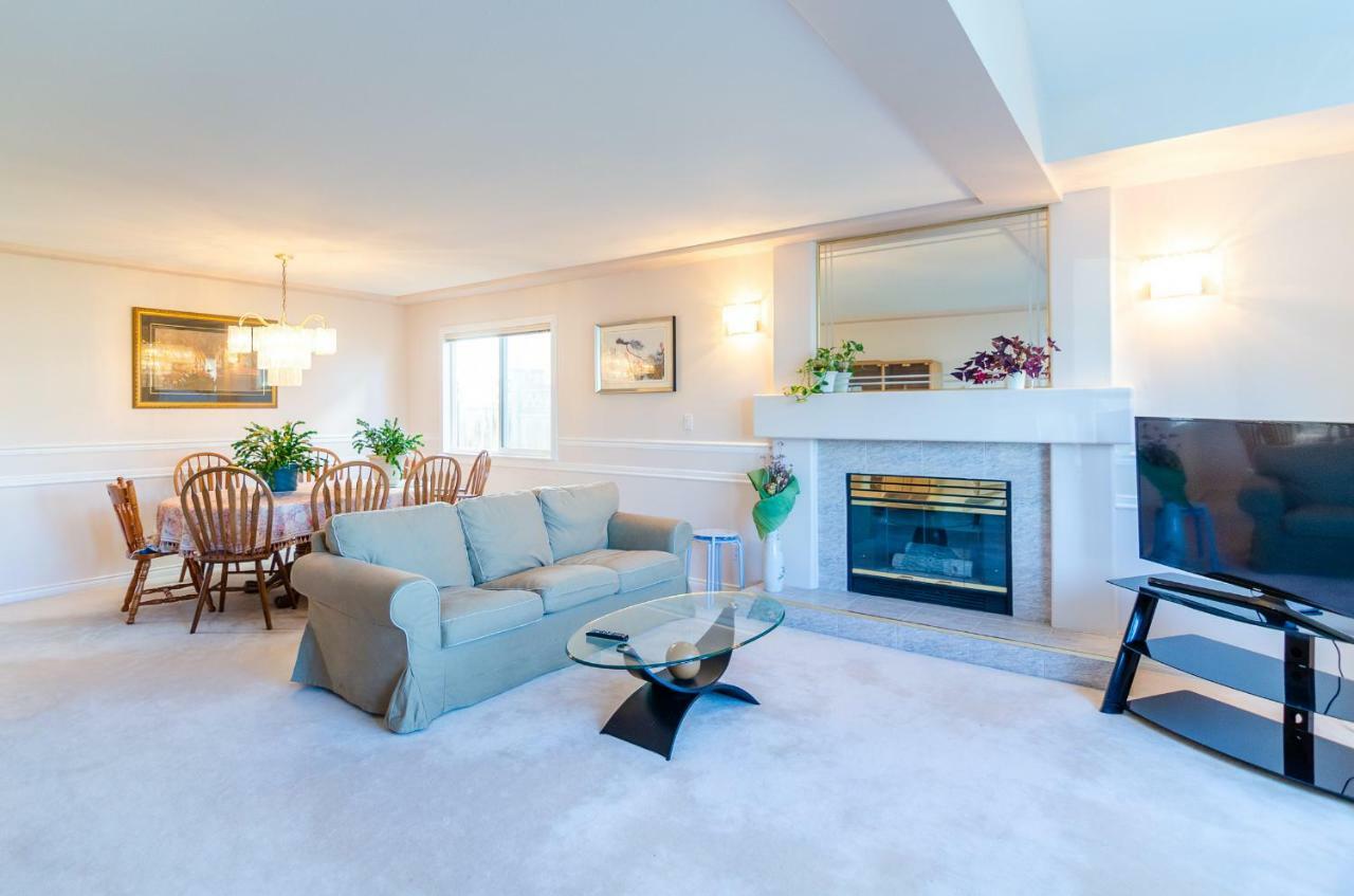 3 Private, Spacious, Bright Rooms In A Gorgeous House New Westminster Exterior photo